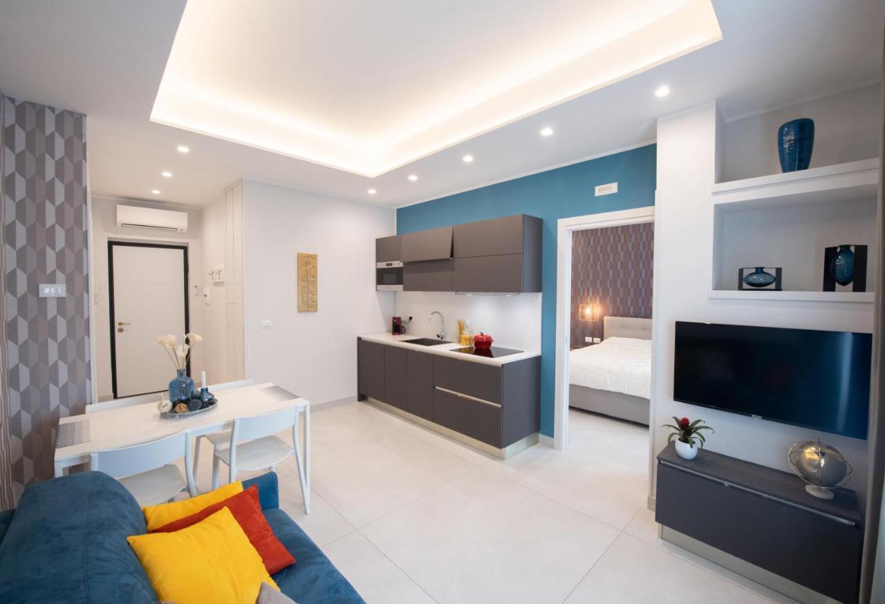 Napoli City Center - Appartamenti E Camere Nápoles Exterior foto
